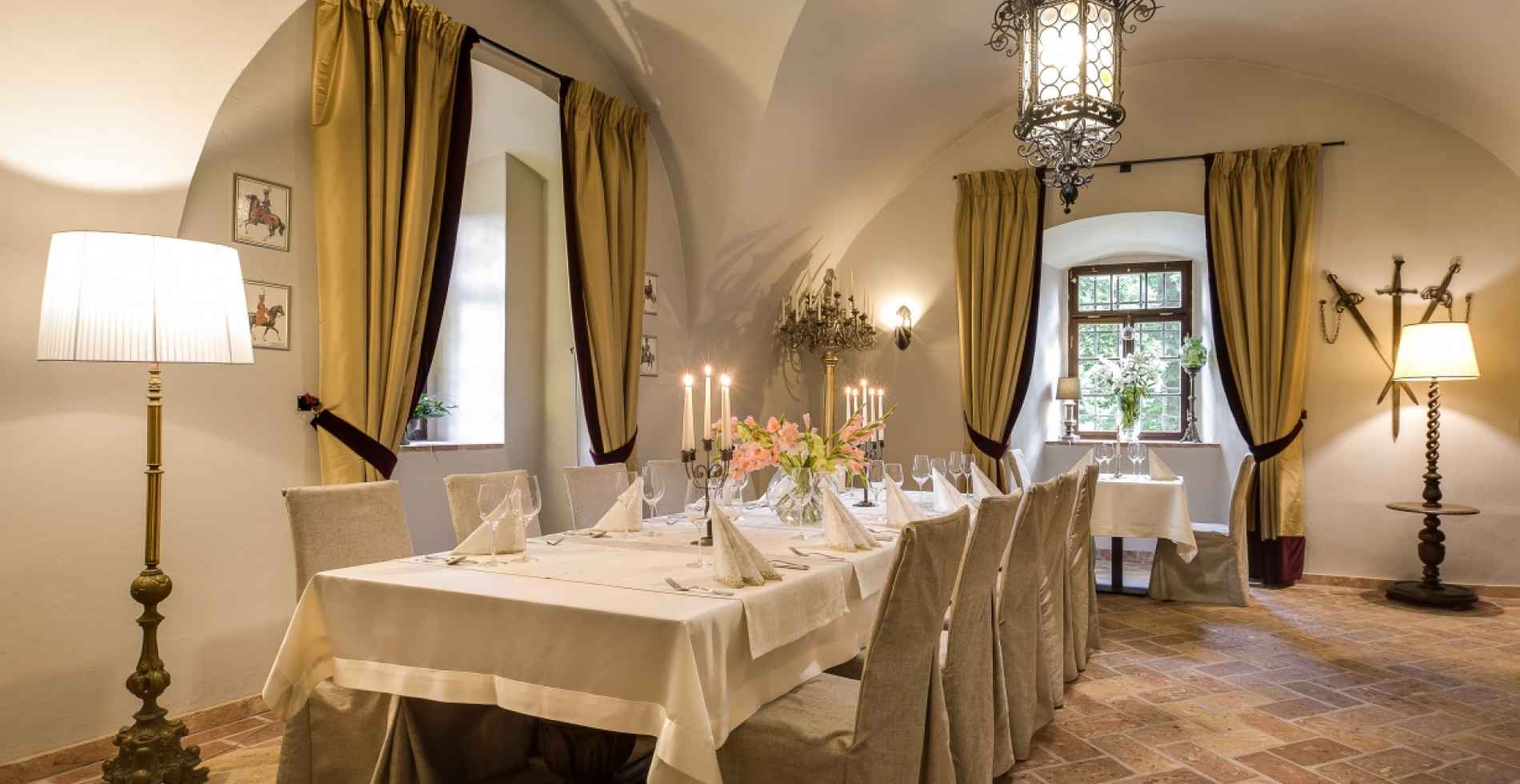 Restauracja w Zamku Karpniki