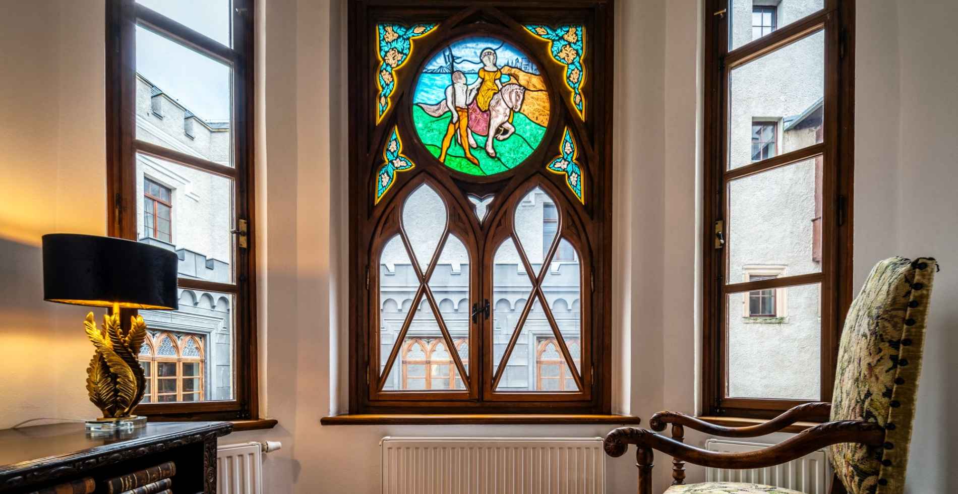 Apartament Królewski - wykusz w holu