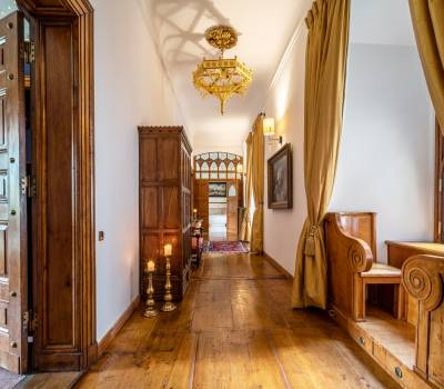 The Royal Suite - hallway