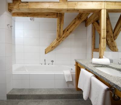 Standard room No. 16 - bathroom