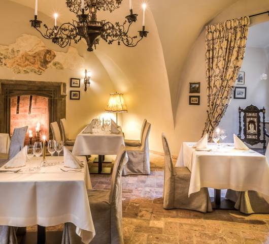 Restauracja - sala barowa